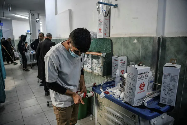 1705472364713.jpg 1948'den bu yana en büyük sürgün! Ameliyathanelerde kullanacak gaz bile kalmadı! Katil İsrail'den Filistin'de büyük zulüm... - 4