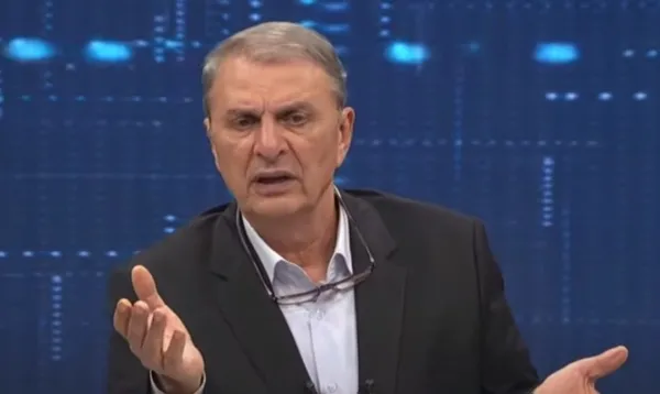 can-atakli-yine-toggu-hedef-aldi-gordugune-de-inanmadi-saraydan-bant-geliyor-1668025578399.jpg Can Ataklı yine Togg'u hedef aldı! Gördüğüne de inanmadı: Saraydan üretim bandı geliyor - 3