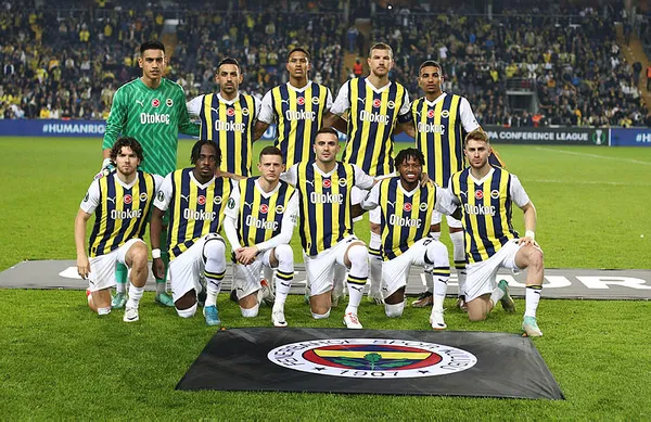 Fenerbahçe güle oynaya son 16’ya! Fenerbahçe 4-0 Spartak Trnava MAÇ SONUCU