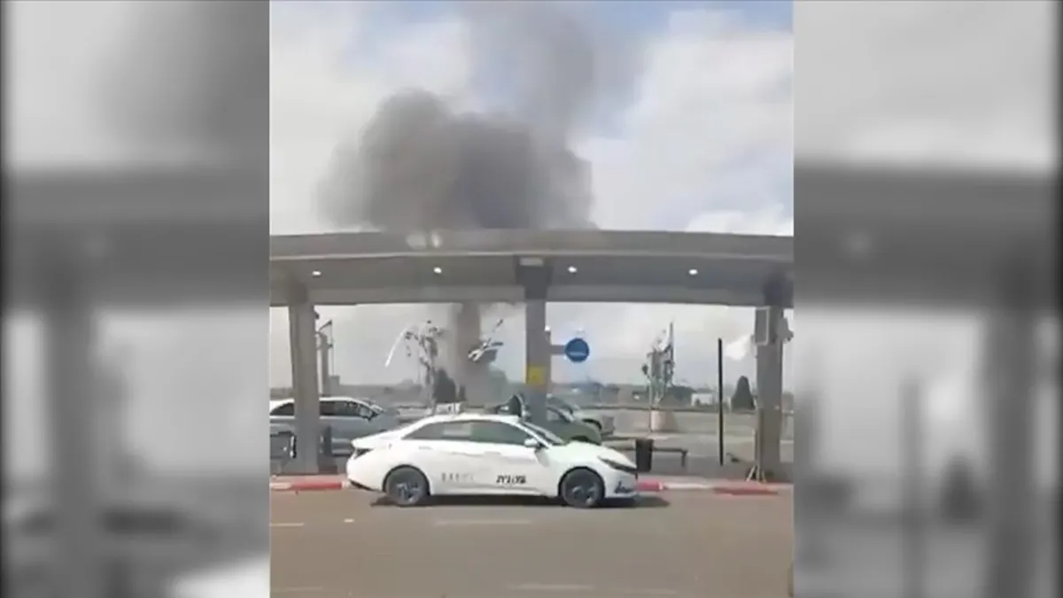 Husiler'den İsrail'deki Ben Gurion Havalimanı'na balistik füzeyle saldırı