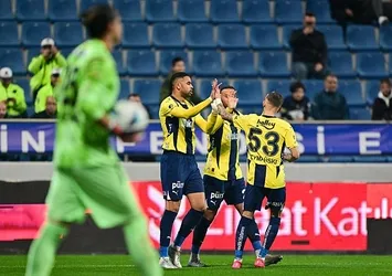 Kanarya kupada farklı uçtu! Fenerbahçe Kasımpaşa'yı 3-0 yendi