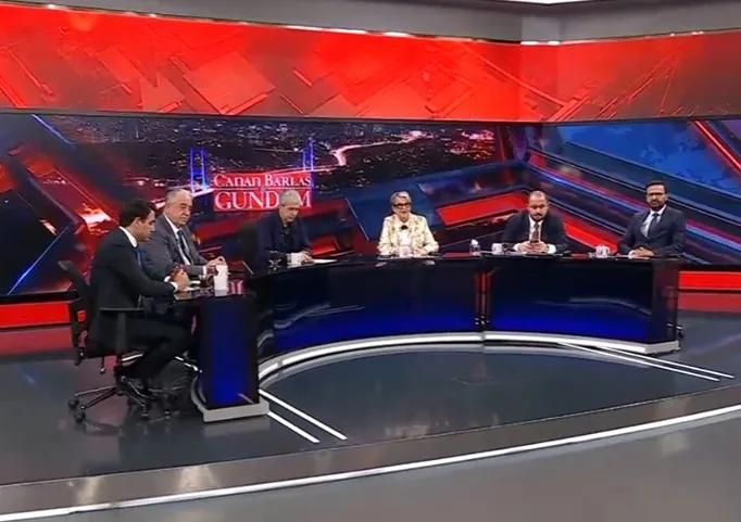 Özgür Özel FETÖ iddiasına yanıt verecek mi?