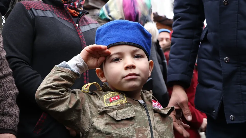 Son dakika: İdlib şehidi Piyade Uzman Onbaşı Eyüp Gülaştı son yolculuğuna uğurlandı! Şehidin 4 yaşındaki yeğeninden duygulandıran sözler...