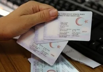 Kimlik kartlarında yeni dönem: 81 ilde işlemler başladı | Kimlik yenileme randevusu nasıl alınır?