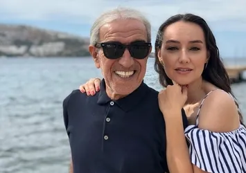 Edip Akbayram'ın kızı Türkü Akbayram'dan duygusal paylaşım!