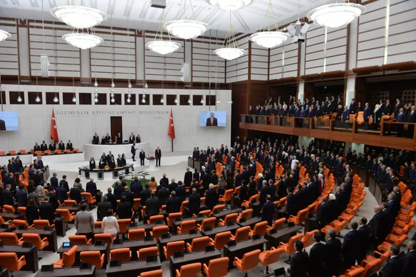 TBMM'de gündem yeni başkan seçimi! Meclis çarşamba gününü bekliyor - 1