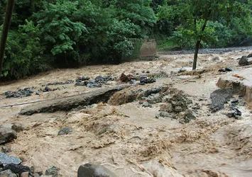 Trabzon'da sel: 3 ölü, 7 kayıp, 4 yaralı