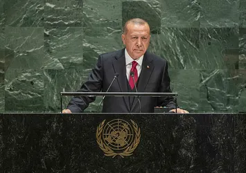 Başkan Erdoğan'a Pakistanlı politikacıdan övgü