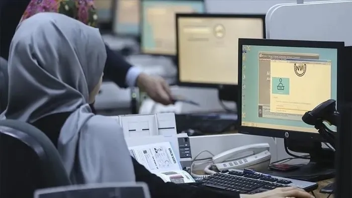 Çalışanlar dikkat! Çalışma saatleriyle ilgili büyük devrim! Yeni düzenleme son virajda