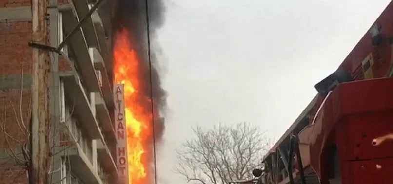 izmir de otel yangini a haber en son