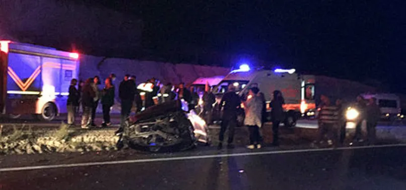 Burdur'da feci kaza: 1 ölü, 4 yaralı