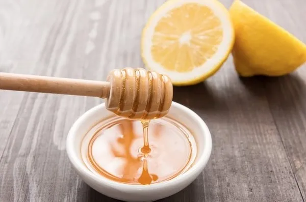 Canan Karatay mucizevi karışımı açıkladı! 1 kaşığı bile ağız kokusunu yok ediyor! Sahurda bunu yaparsanız...