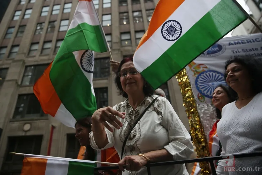 New York sokaklarında Hindistan rüzgarı 21