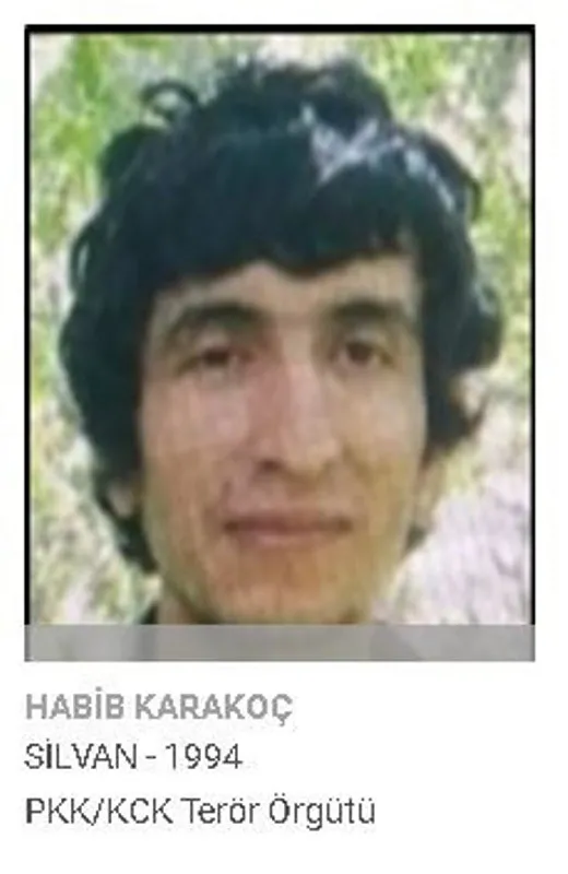 sirnak-ve-diyarbakirda-pkkya-darbe-kirmizi-kategorideki-terorist-olduruldu-1695623730522.jpg Şırnak ve Diyarbakır'da PKK'ya darbe! Kırmızı kategorideki terörist öldürüldü - 7