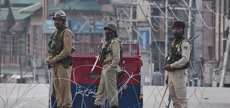 Pakistan, Hindistan ile ticari ilişkilerini askıya aldı