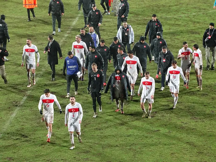 a-milli-takiminin-play-offtaki-muhtemel-rakipleri-belli-oldu-1732078804193.jpeg A Milli Takımı'nın play-off'taki muhtemel rakipleri belli oldu! - 1