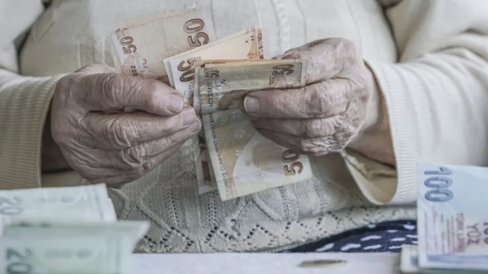 Beklenen açıklama: Emekli bayram ikramiyesi artacak mı? 2022 Ramazan Bayramı ikramiyesi ne zaman yatacak? SON DAKİKA