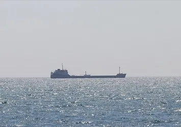 Yemen açıklarında Hollanda bandıralı yük gemisine saldırı! 2 yaralı, 16 mürettebat tahliye edildi