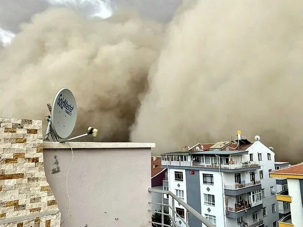 Ankara'daki kum fırtınası sonrası uzman isimden kritik uyarı: Balkona bile maskeyle çıkın! - 3