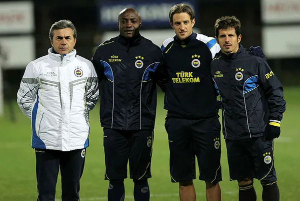 Fenerbahçe'den Emre Belözoğlu ve Pierre Webo sürprizi - 1