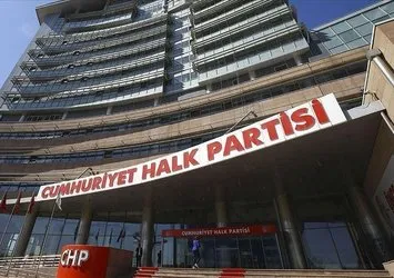 CHP’de istifa depremi! Niğde İl Kadın Kolları Başkanı Yaşar ve yönetimi istifa etti