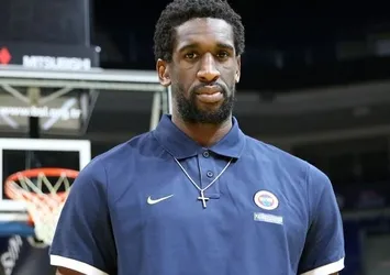 Ekpe Udoh 2 yıl daha Fenerbahçe'de!
