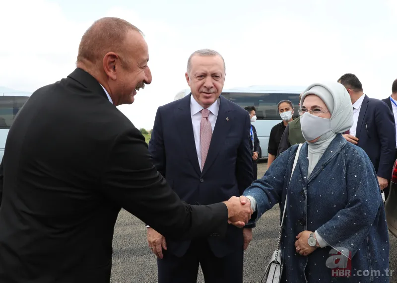 Başkan Erdoğan'dan Şuşa'ya tarihi ziyaret! Türkiye ve Azerbaycan imzaları attı 2