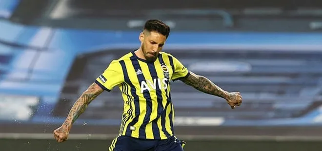 Son dakika | Fenerbahçe’ye bir kötü haber daha! Sosa da ayrılmak istiyor