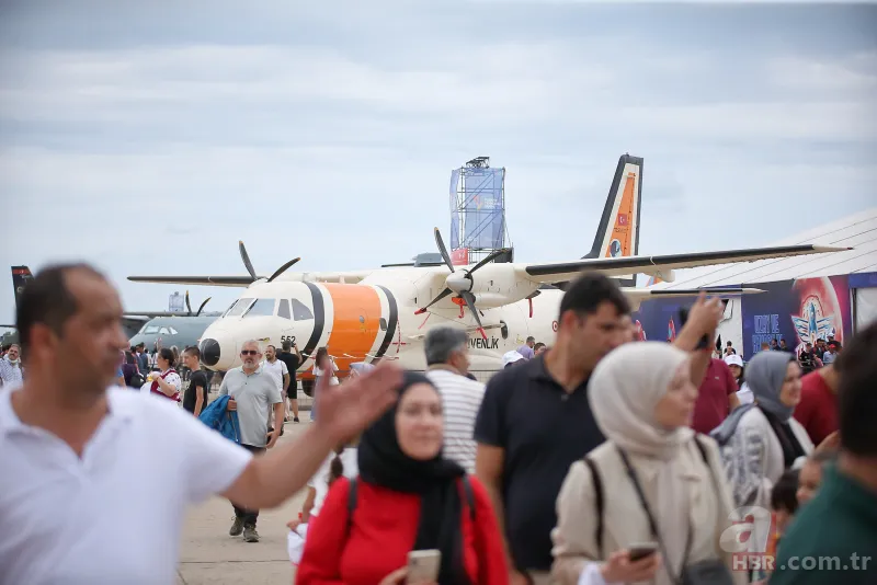 Teknofest Karadeniz'e son günde ziyaretçi akını! Vatandaşlardan Kızılelma ve Hürjet'e yoğun ilgi 16