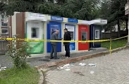 ATM'de sıra beklerken ensesinden vuruldu