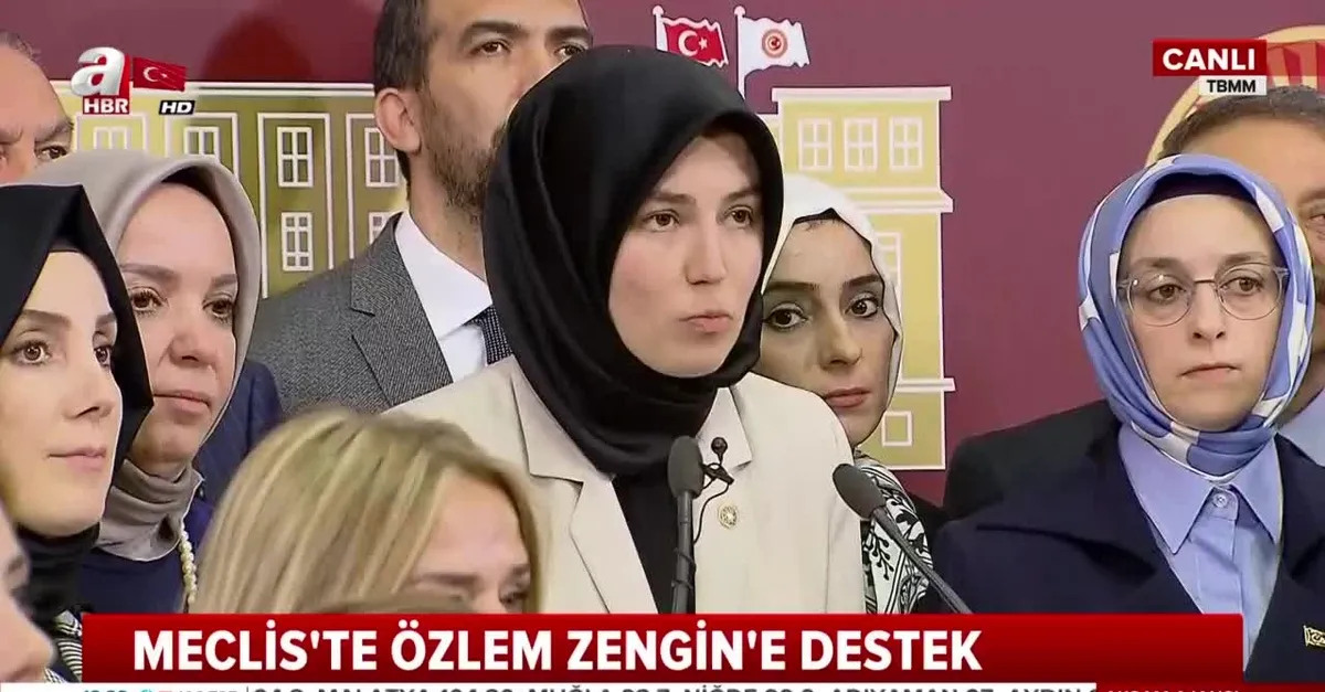 Meclis'te Özlem Zengin'e destek