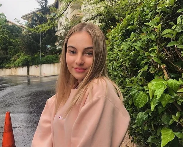 Ben Bu Cihana Sığmazam Suna kimdir? Ben Bu Cihana Sığmazsam Mina Derman kaç yaşında, nereli?