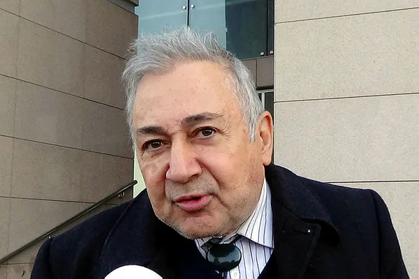 Son dakika: Kovid-19 tedavisi gören Prof. Dr. Orhan Kural'dan kötü haber - 1