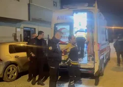 Alacak verecek meselesi kanlı bitti: Ev arkadaşını bıçakladı