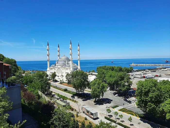 Son dakika: Uzun Mehmet Camii’nin açılışını Başkan Erdoğan yaptı! Şimdiden Zonguldak’ın simgesi oldu
