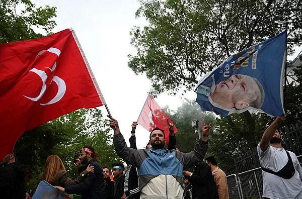 Türkiye’nin 81 ilinden Başkan Erdoğan’ın zaferinin sevinç görüntüleri! Başkan Erdoğan’ın konuşmaları…