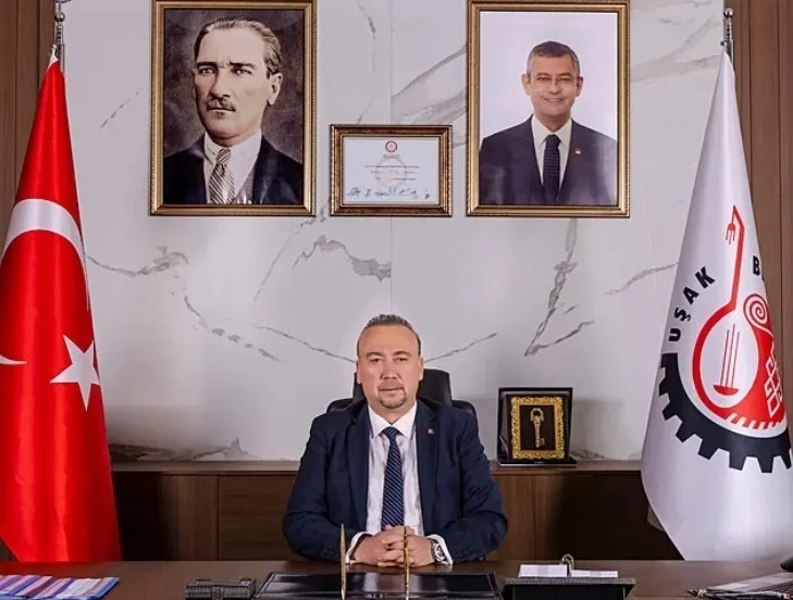 usak-belediye-baskani-ozkan-yalimin-ifadesi-ortaya-cikti-ozgur-ozele-ozel-tarife-12-milyon-tl-verdim-1778272814709.jpeg Yalım, ifadesinde ayrıca belediye araçlarının yasa dışı kullanımına yönelik çarpıcı ifadeler kullandı: Oğlumun evi için belediye aracı getirttim (Fotoğraf: arşiv)