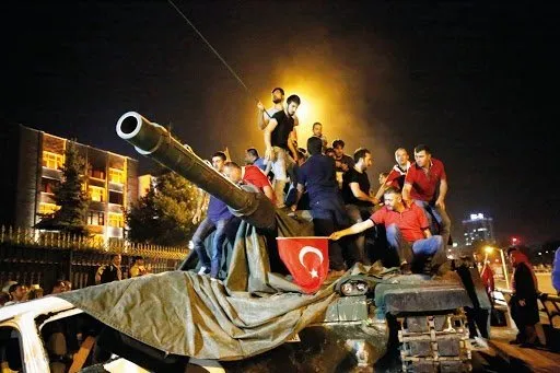 İşte 15 Temmuz'un simge fotoğrafları