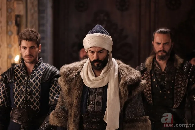 Burak Özçivit'in kız kardeşi Burçun güzelliğiyle göz kamaştırdı! Abi-kardeş ikiz gibiler 3