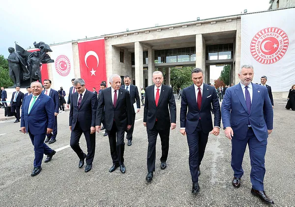 TBMM’de yasama yılı başladı! Başkan Erdoğan’dan TBMM’de önemli açıklamalar: Ankara’daki eylem terörün son çırpınışlarıdır