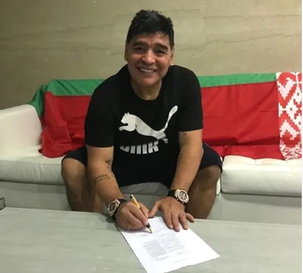 Diego Armando Maradona hem başkan hem teknik direktör oldu