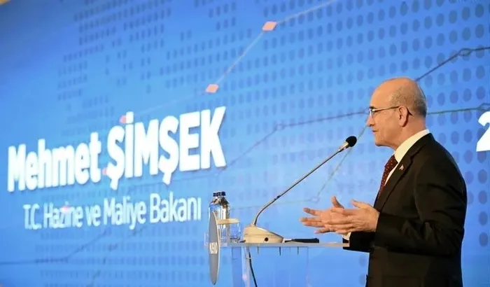 Bakan Şimşek'ten "Türkiye dış finansman bulamıyor" iftiralarına net yanıt! OVP meyvelerini veriyor - 4