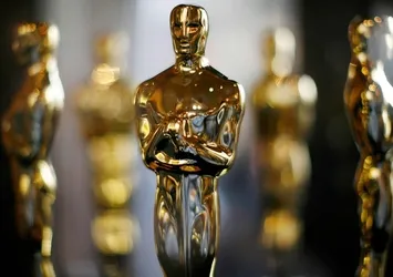 Oscarlı yönetmen Curtis Hanson hayatını kaybetti