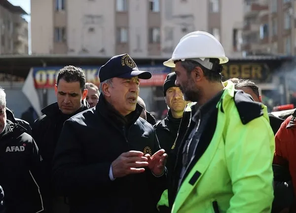 Depremzedeler için seferber olan Mehmetçik Hatay'a lojistik destek üssü kurdu - 2