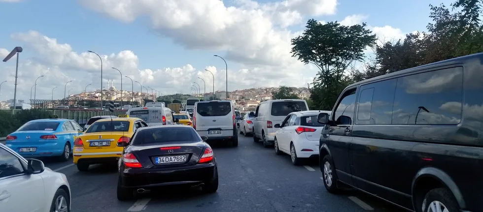 Aynı otomobile 6 kat trafik sigortası prim farkı! İyi sürücü 9 bin 700 TL, yüksek riskli sürücü 58 bin 200 TL ödüyor - 6