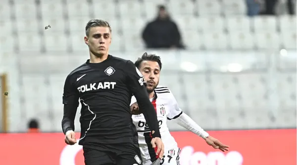 1656013511092.jpg Galatasaray ilk transferini bitirdi! Altay forması giyen Kazımcan Karataş 5 yıllık sözleşmeye imza atacak - 2