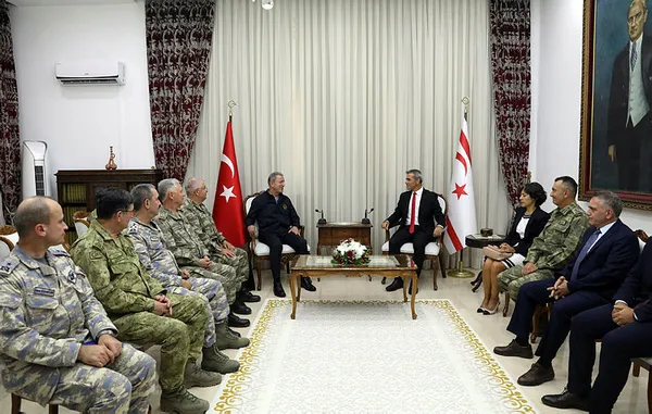 Bakan Hulusi Akar ve TSK'nın komuta kademesinden KKTC'ye çıkarma - 2