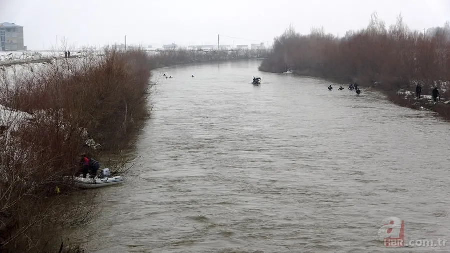 Muş’ta nehre düşen Yağmur’u arama çalışmaları 8. gününde! Nehre ağ çekildi 8