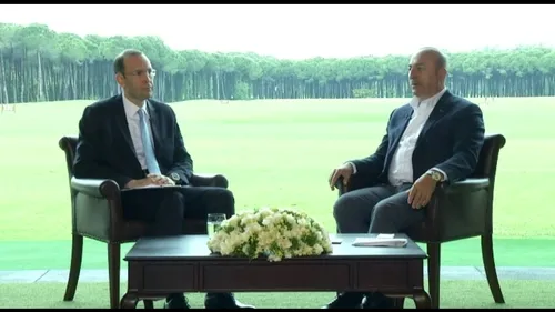 Bakan Çavuşoğlu'ndan vize serbestisi açıklaması - 1