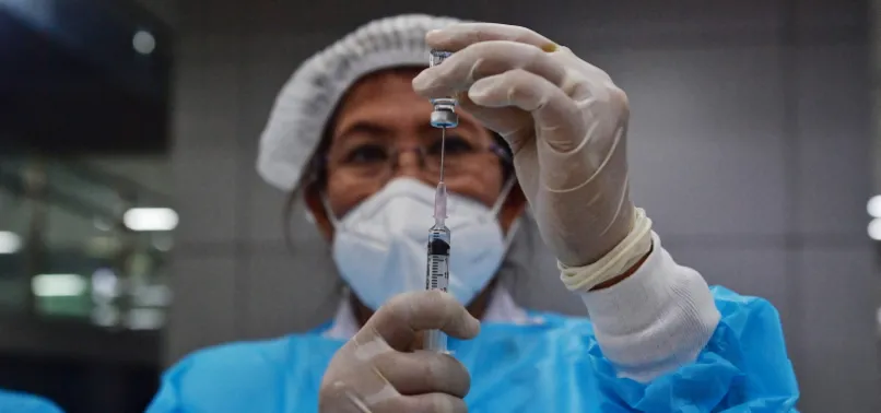 Bilim Kurulu üyesinden flaş '3. doz aşı' açıklaması! Hatırlatma dozu ne zaman yapılacak?